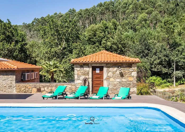 Casa Do Monte Locally Yours